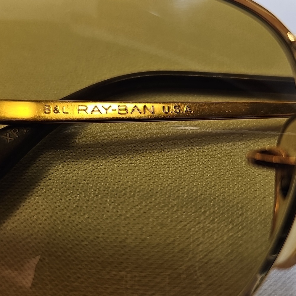 Ray-Ban Vintage Signet (Unisex Style) (W2051) Sunglasses - Picture 2 of 15